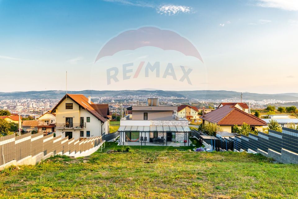 10 room House / Villa for sale, Dambul Rotund area