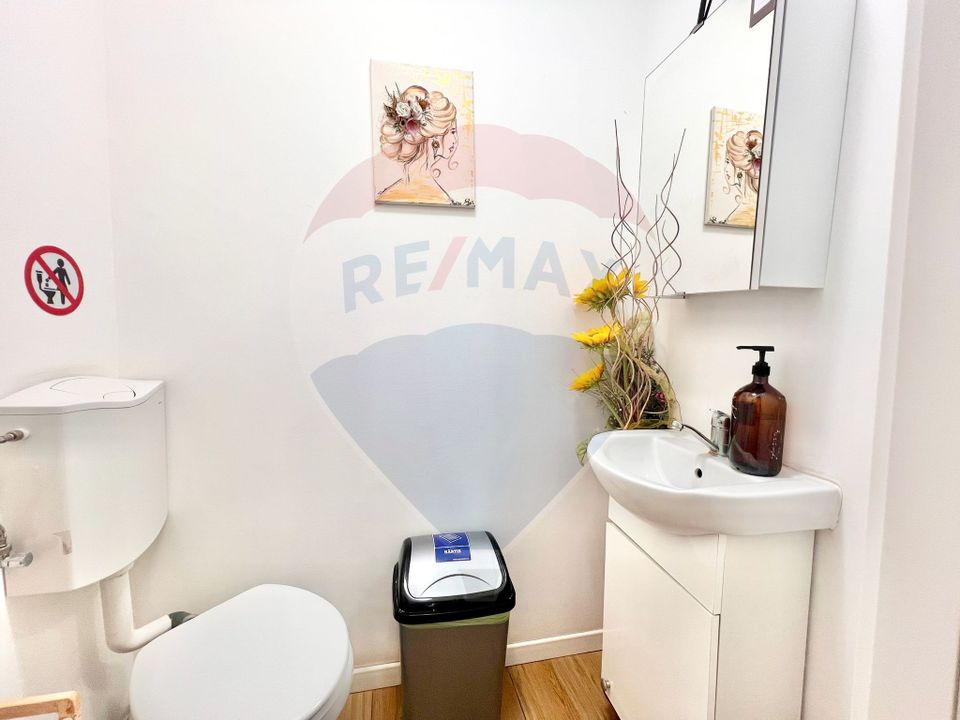 12 room House / Villa for sale, Decebal area