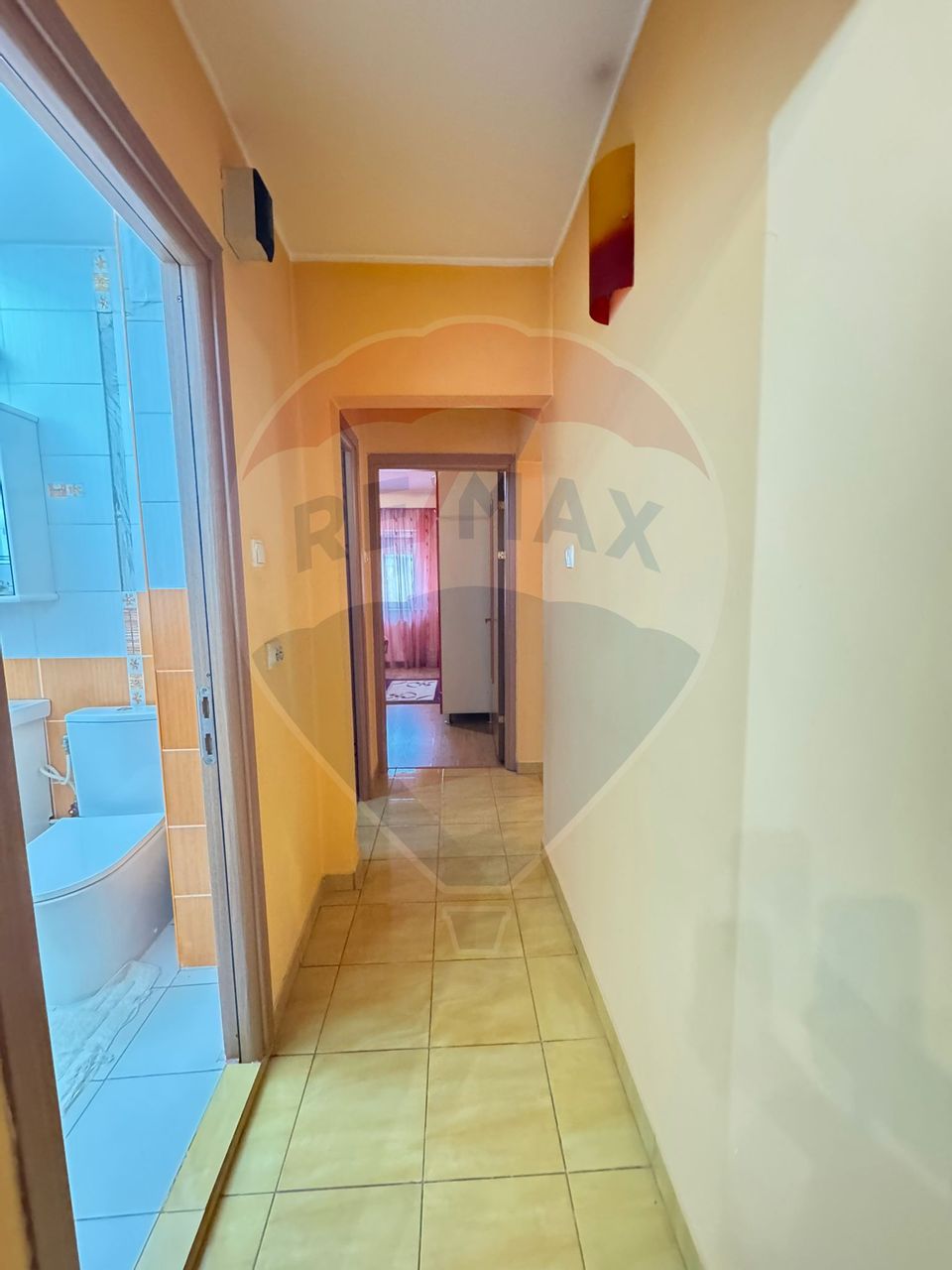 3 decomandate spatios, liber, central, Infratirii, Mc Donalds