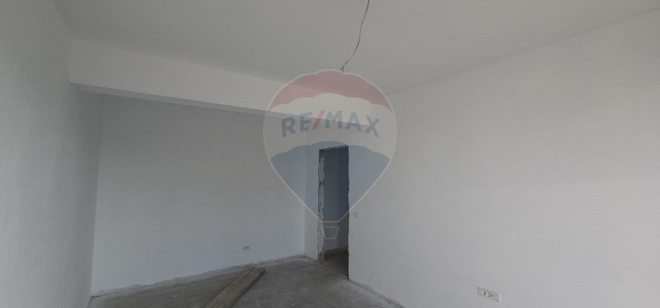 Apartament cu 2 camere de vânzare în zona Chitila - Podul Constanta