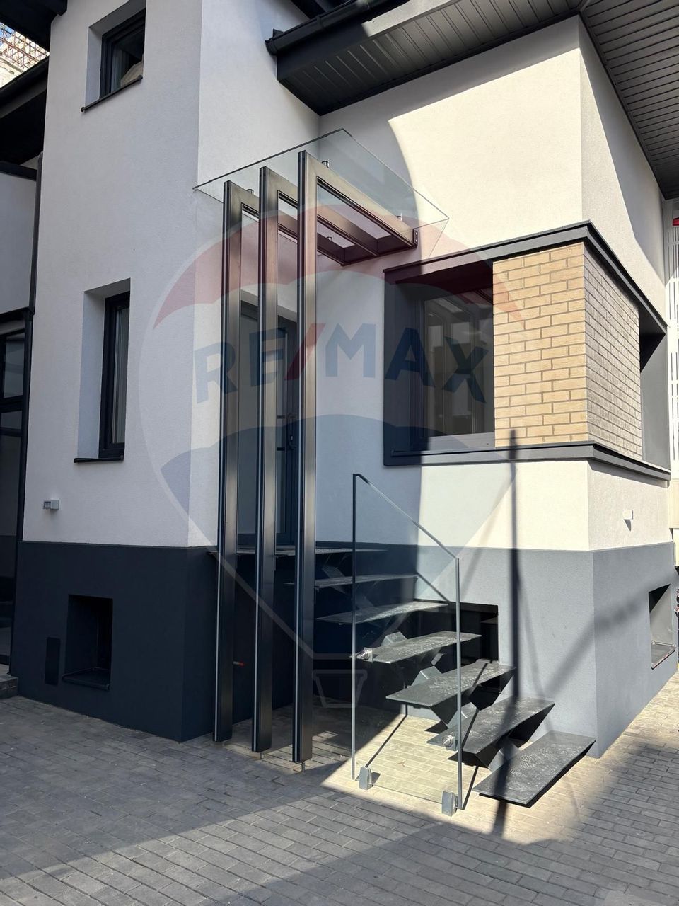 134sq.m Commercial Space for rent, Dorobanti area
