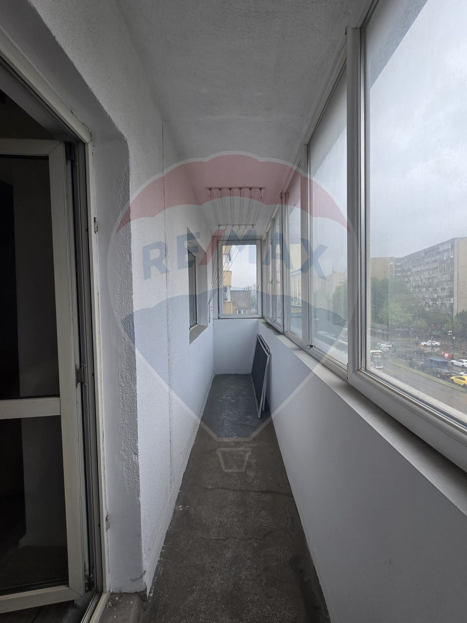 Apartament cu 3 camere de vânzare în zona Bucur Obor