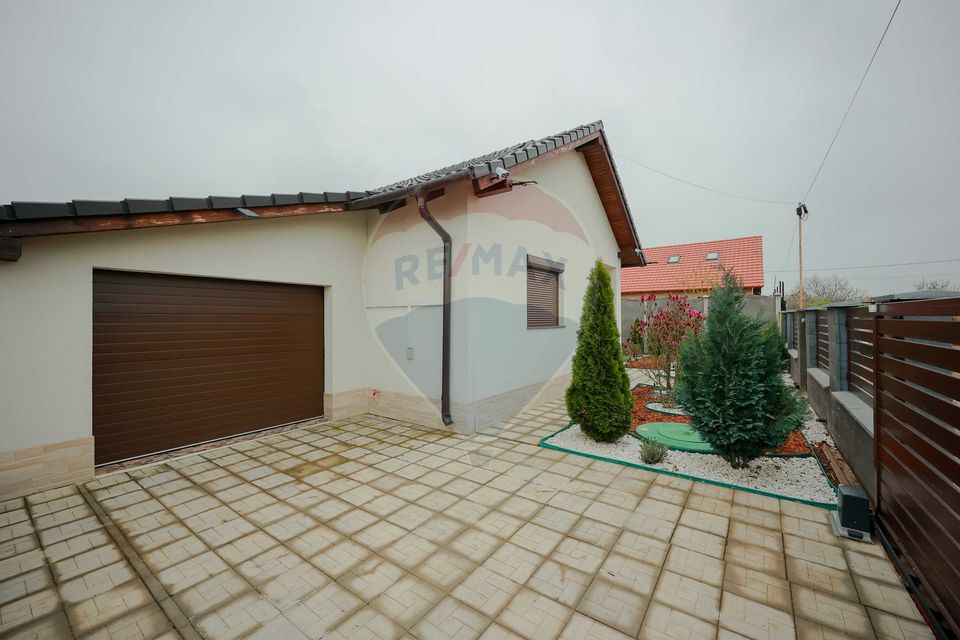 Casă Nouă în Biharia 3 Camere, Gaz, Garaj, Teren 500 mp, Gata De Mutat