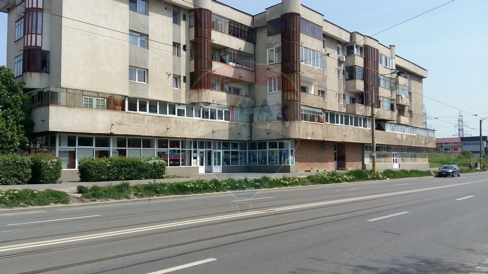 256sq.m Commercial Space for sale, Nord-Est area