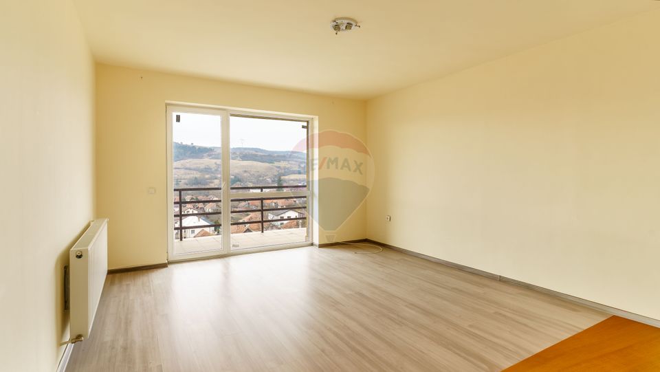 Apartament cu 2 camere, comision 0% la cumparator