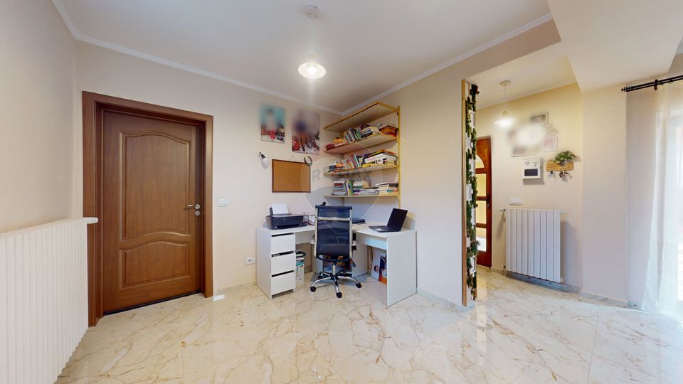 Doua case, 8 camere- oportunitate business - Bod, 2164 mp teren