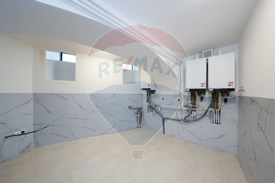 Constructie comerciala P+2 funcțiuni mixte  - str. Iuliu Maniu