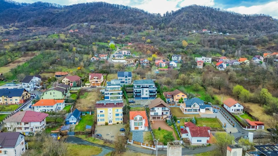 Casă superbă de vânzare strada Victor Babeș