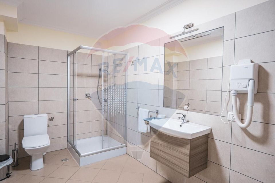 15 room Hotel / Pension for sale