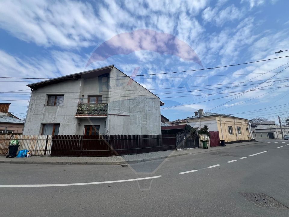 3 room House / Villa for sale, Tabacari area