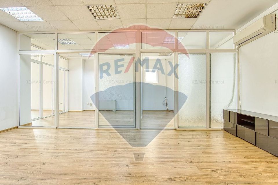125sq.m Office Space for rent, Vlahuta area
