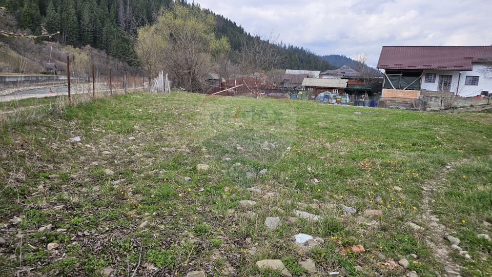 Land 1,520sqm Hangu / Strada Principala