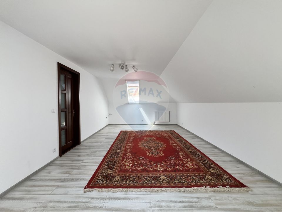 Casă de vânzare – Comuna Berceni, Strada ZânelorCasă / Vilă