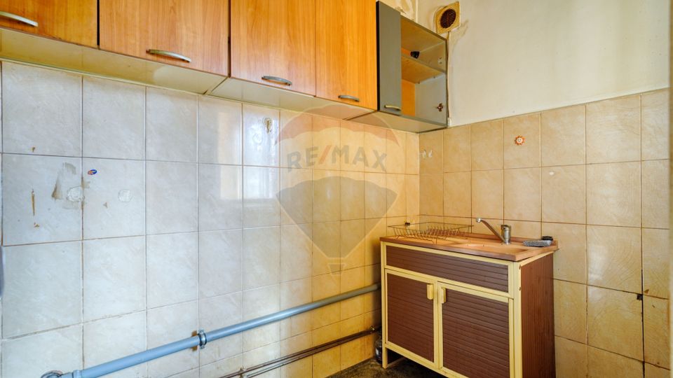 REZERVAT! Garsionera cu priveliste, de vânzare, Strada Soarelui