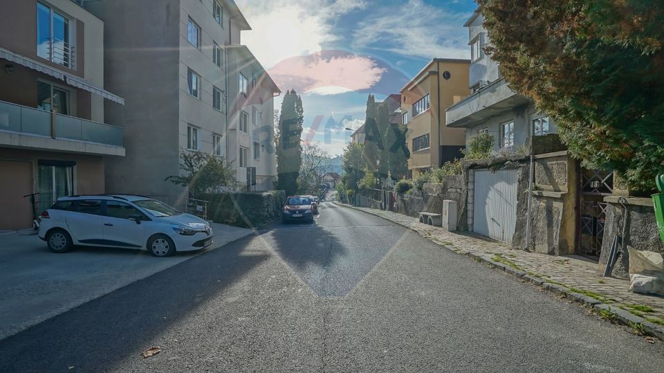 Apartament cu 3 camere de închiriat zona centrala Maior Cranta