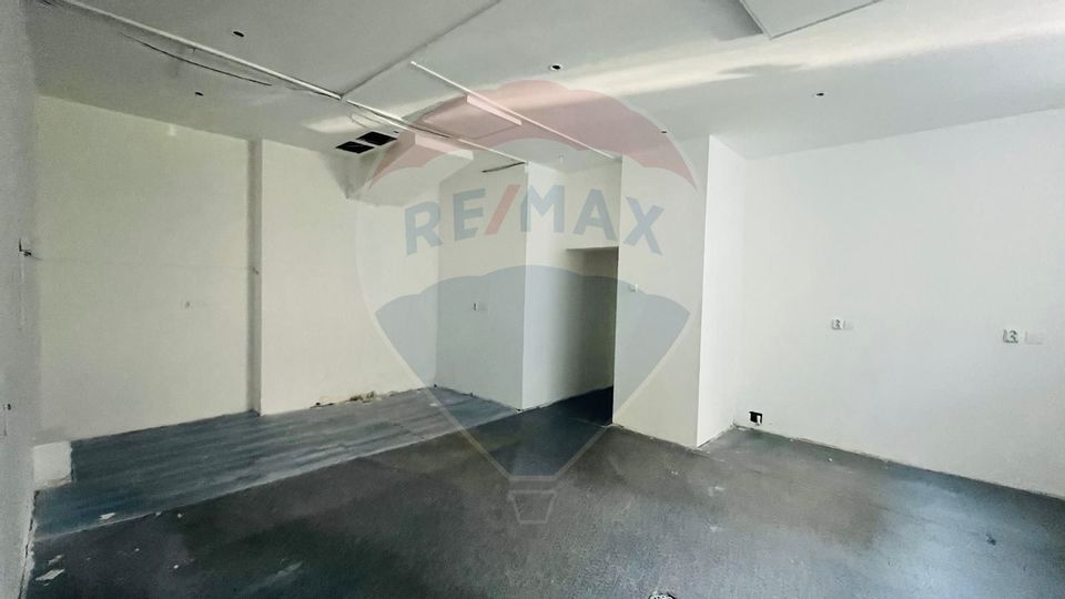 194sq.m Commercial Space for rent, Traian area