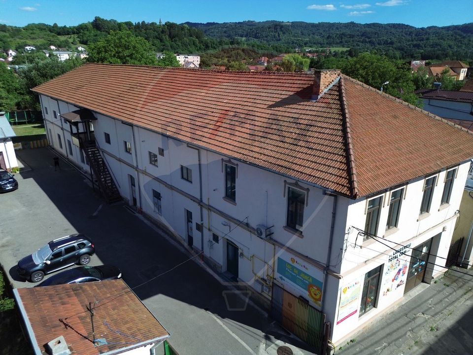 200sq.m Office Space for rent, Central area