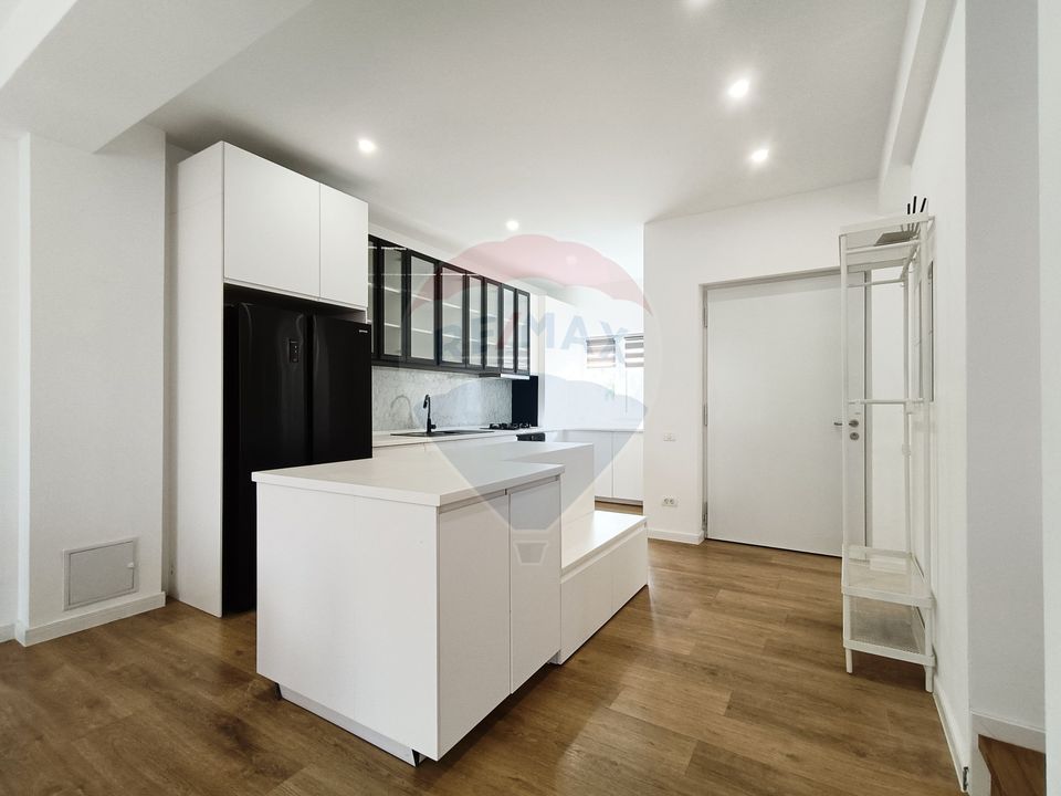 5 room House / Villa for sale, Pipera area