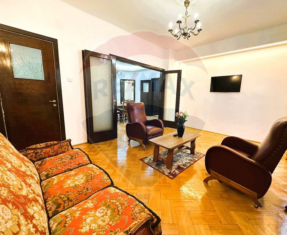 5 room Apartment for rent, Universitate area