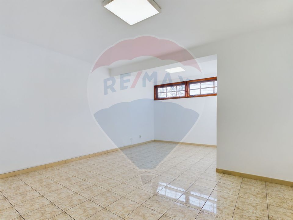 5 room House / Villa for rent, Eroii Revolutiei area