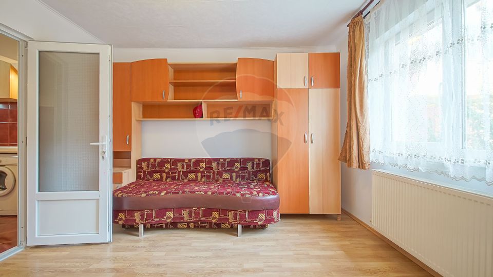 Apartament 2 camere renovat, central, Zona ISR, Râșnov