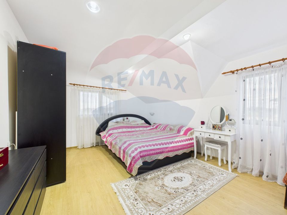 7 room House / Villa for sale