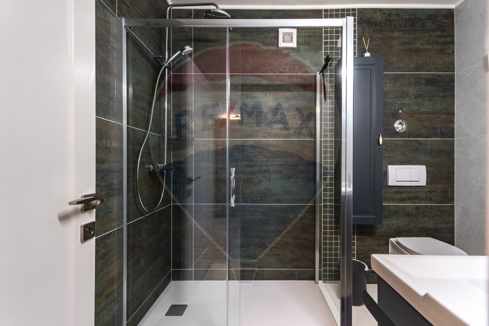 Studio de închiriat | 41,5 mp utili | Mobilat lux