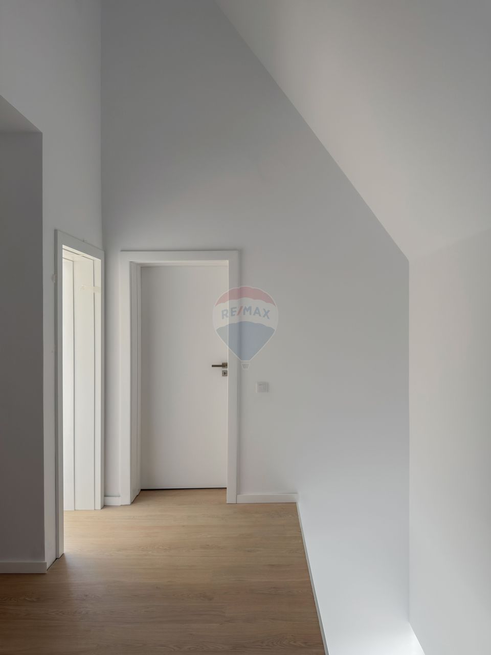 4 room House / Villa for sale