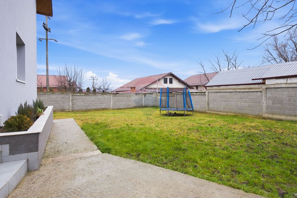 Casa de Vânzare 164mp, Teren 548mp - Lunca Cetățuii - Cartier Astoria