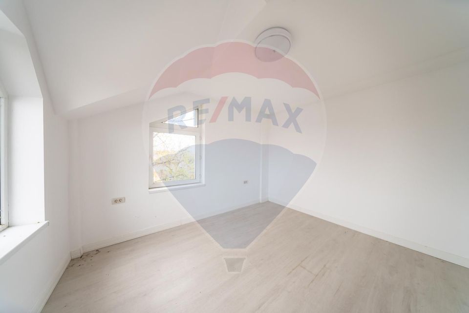 Apartament 3 camere intr-un bloc nou in zona Lebada