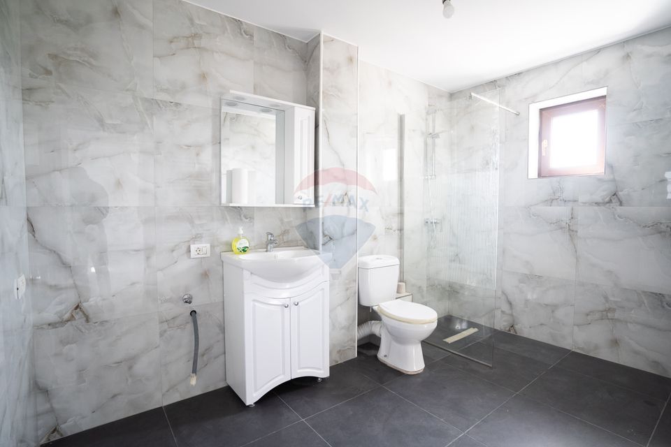 4 room House / Villa for sale