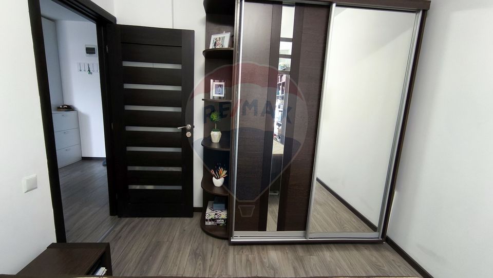 Apartament cu 2 camere de vânzare Dambul Rotund