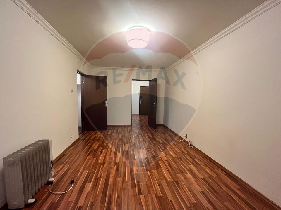 2 room Apartment for rent, Stefan cel Mare area