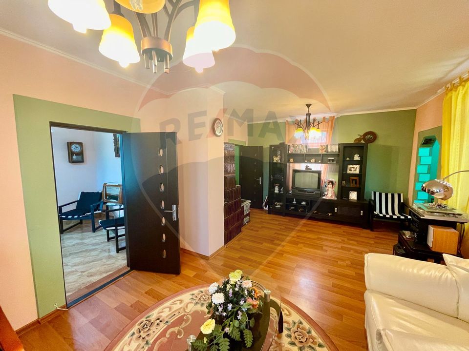 4 room House / Villa for sale