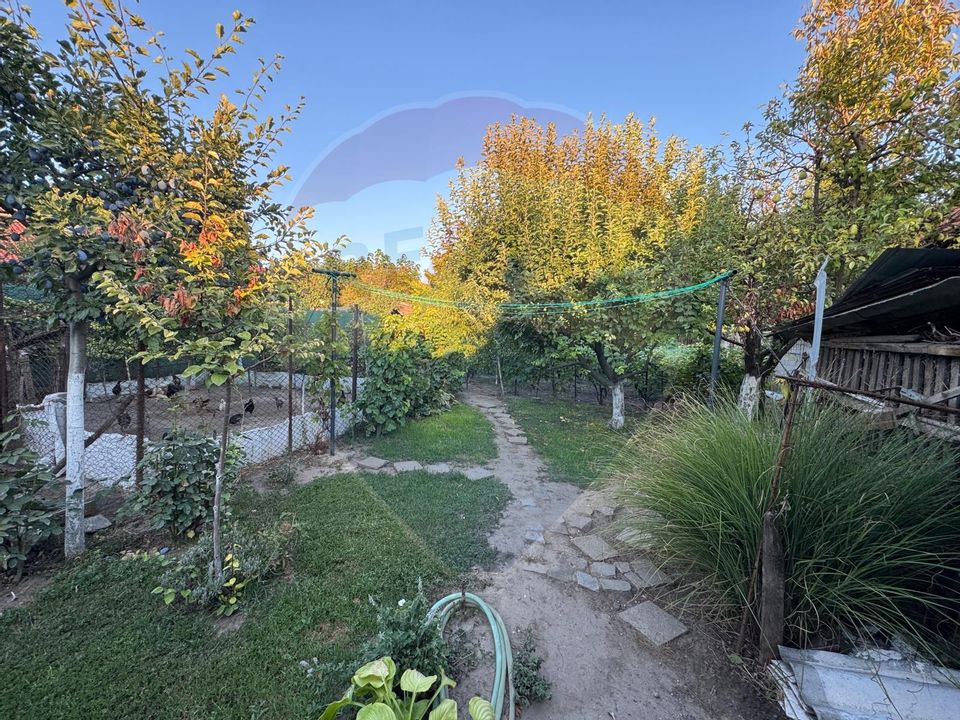 Casă / Vilă cu 7 camere de vânzare în zona Central