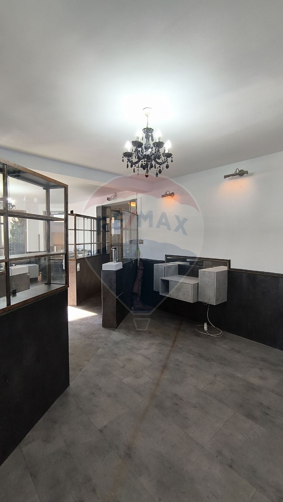 Spațiu comercial de închiriat