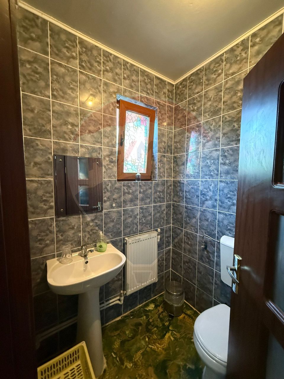 Pensiune cu 23 camere de vânzare in Mamaia Sat