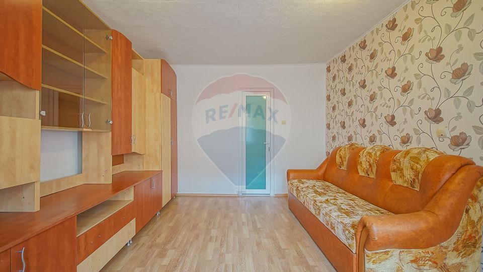 Apartament 2 camere renovat, central, Zona ISR, Râșnov