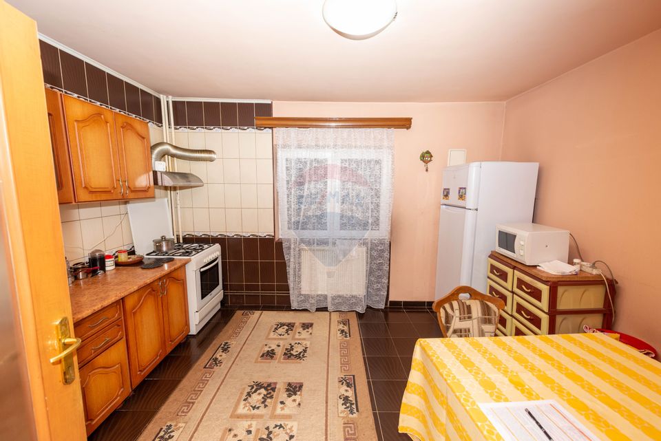 4 room Apartment for sale, Nerva Traian area