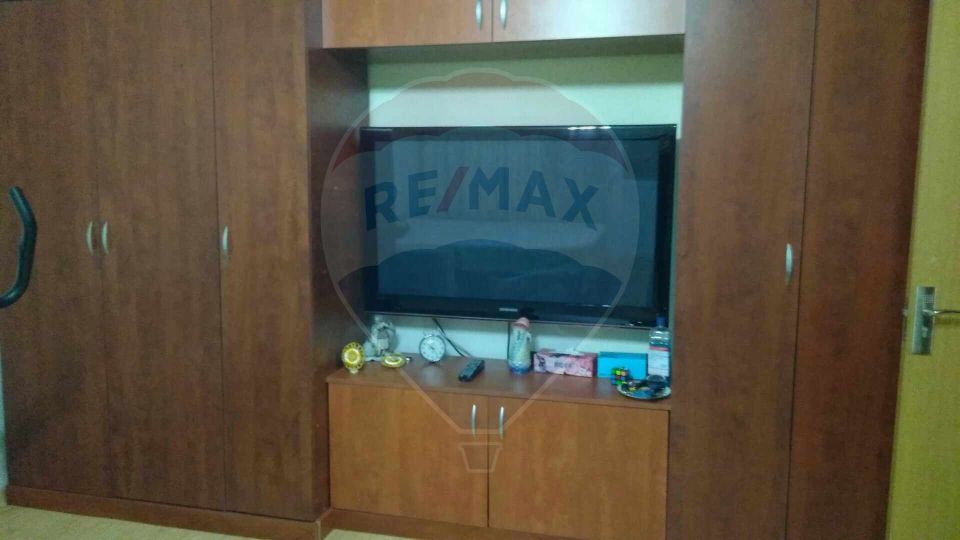 Apartament cu 3 camere de închiriat în zona Pantelimon