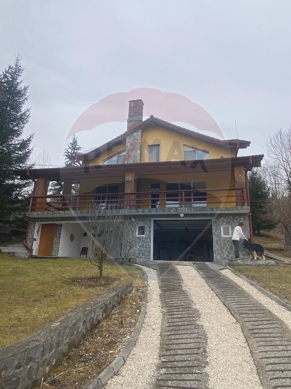 Casă / Vilă cu 6 camere de vânzare Podul Dambovitei/ Arges
