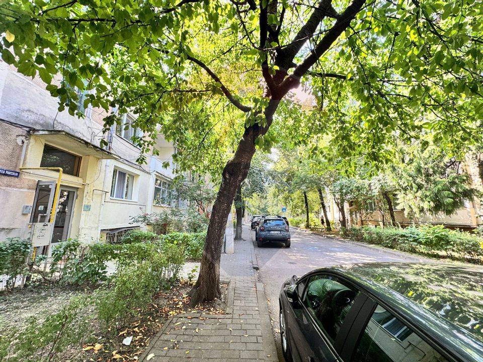garsoniera de vanzare- aleea parcului-zona ultracentrala