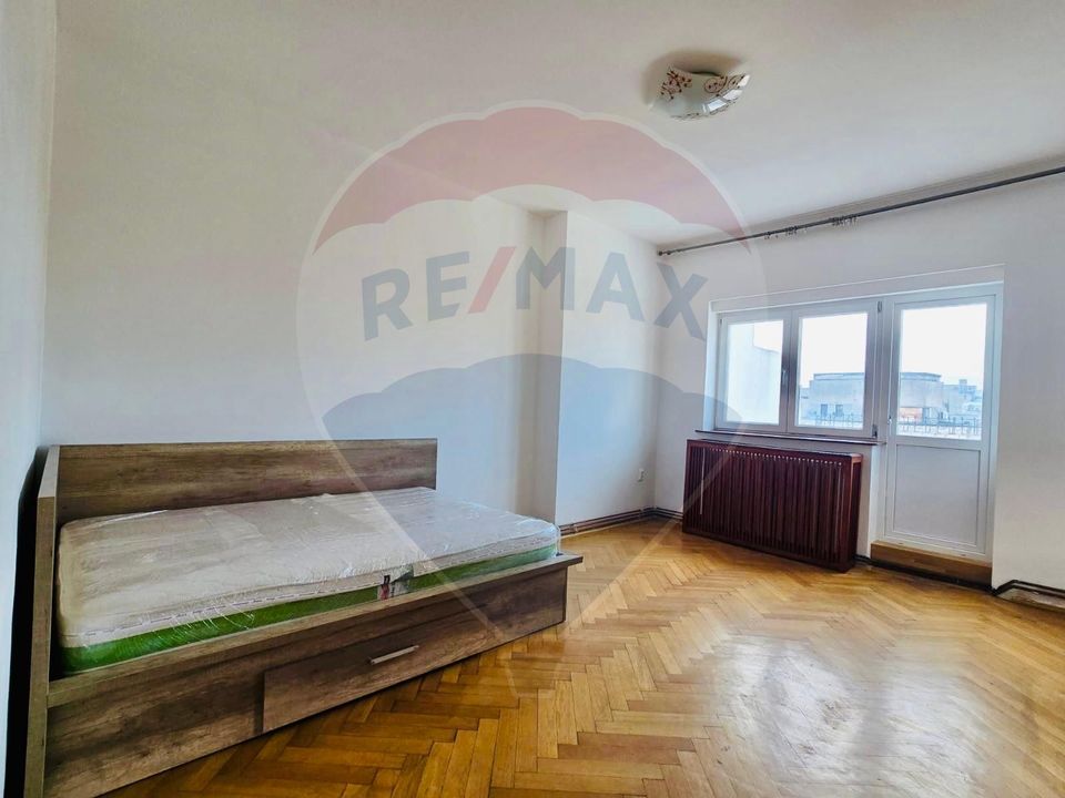 De vanzare apartament central cu terasa, Zona Romana
