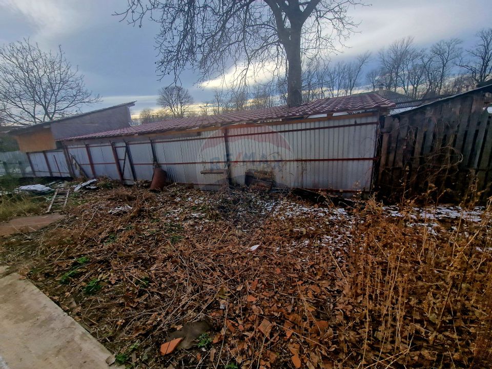 Casă / Vilă cu 5 camere de vânzare în zona Central