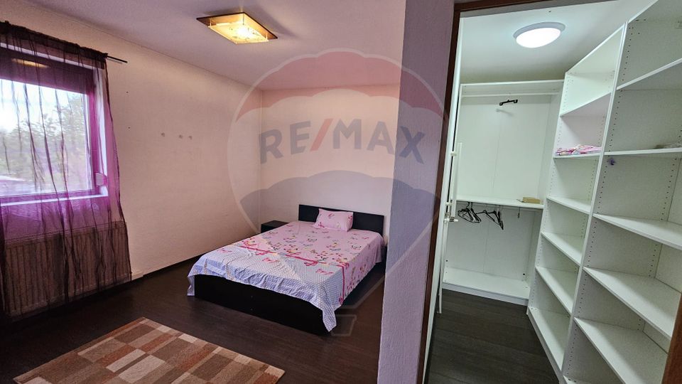 Casă / Vilă cu 4 camere de vânzare Dragomirești-Vale, curte proprie