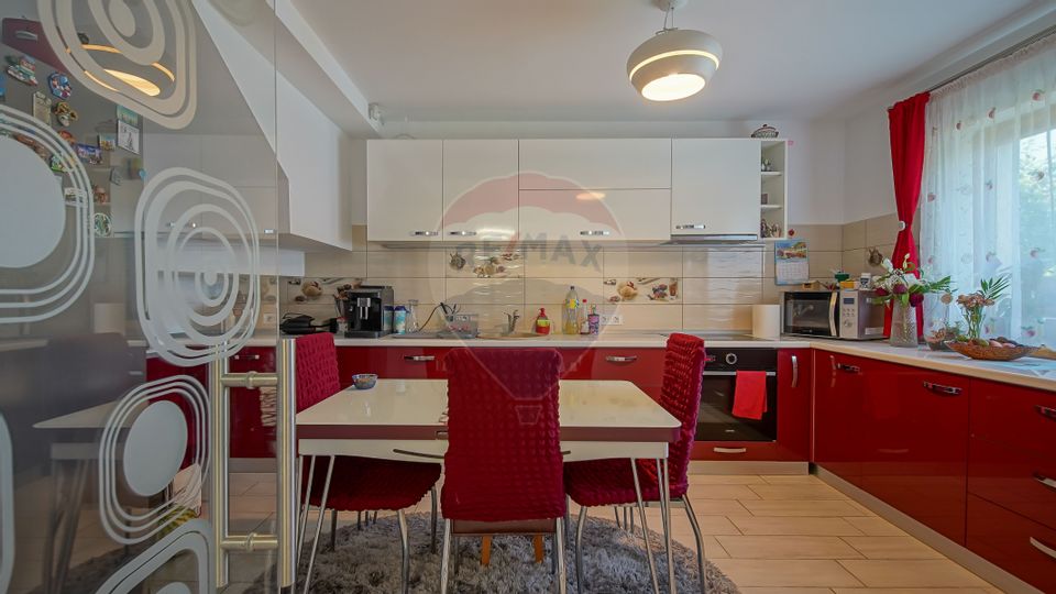 5 room House / Villa for sale