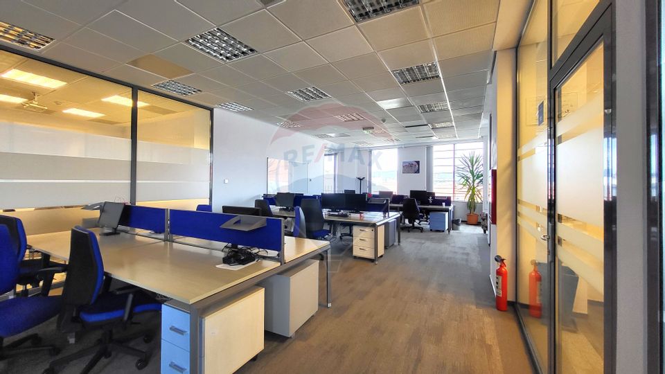 230sq.m Office Space for rent, Central area