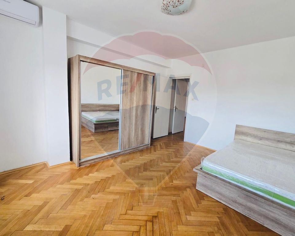 De vanzare apartament unic in Zona Romana