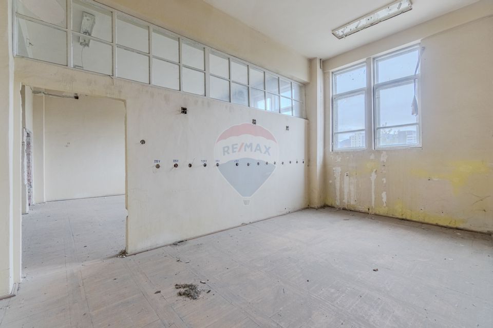 2,060sq.m Industrial Space for sale, Tractorul area