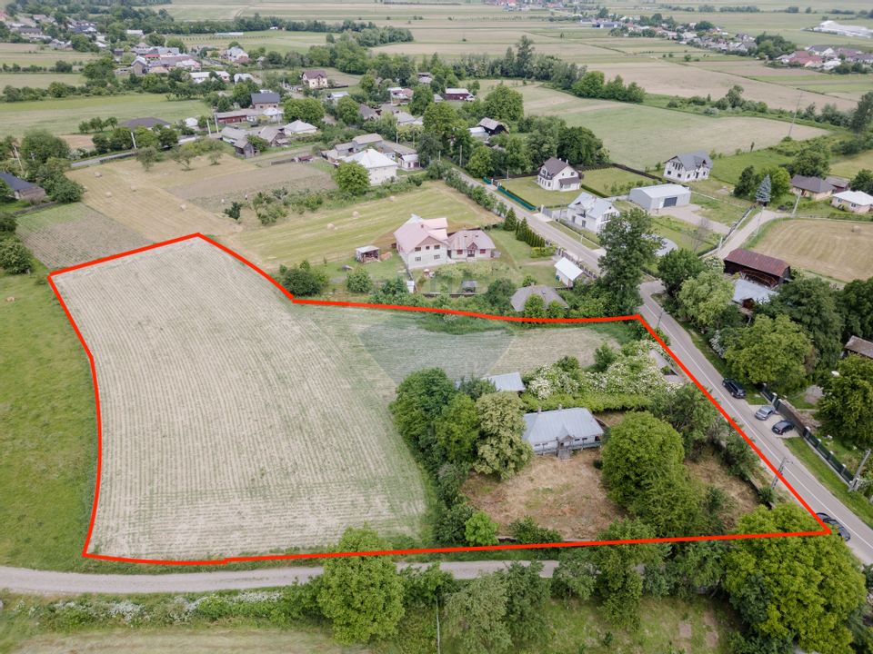 Teren BOROAIA - 75 ari - strada principala